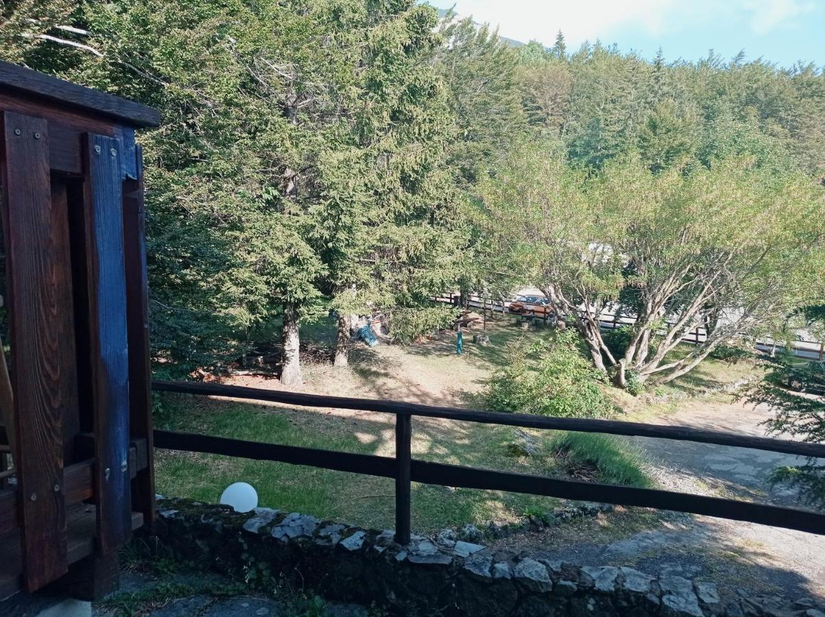 Ferienwohnung Rocca D'Aveto 20 Mt Dalla Seggiovia E Vista Montagne Con Wifi Internet Santo Stefano dʼAveto Exterior foto